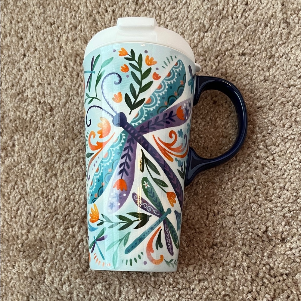 NWOT Evergreen Dragonfly Ceramic Mug with Lid